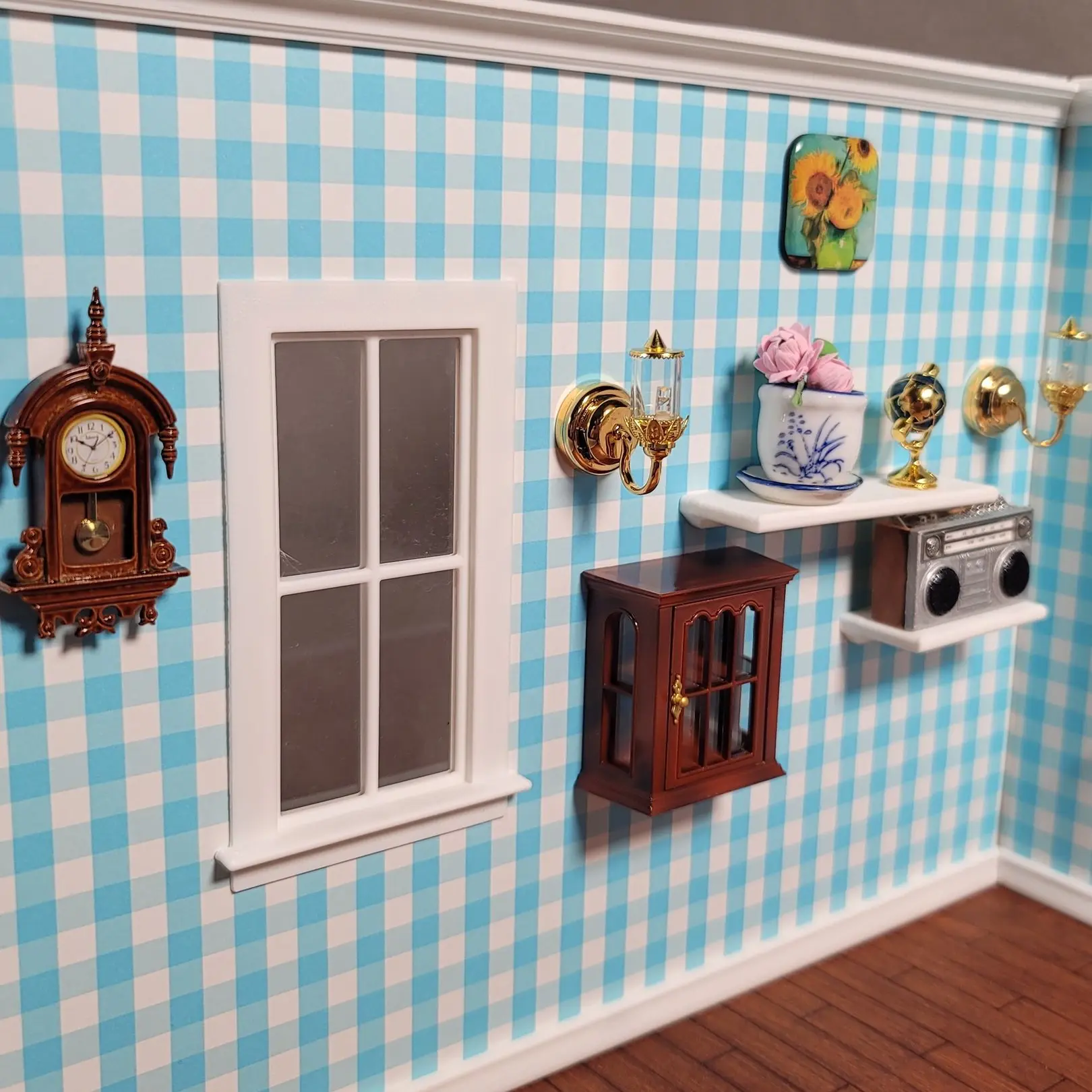 Magnetically attached decor and accessories on a MagSlip wall